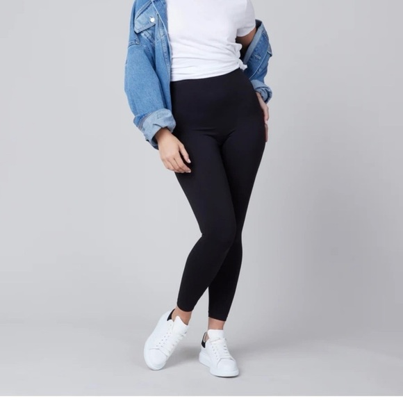 Spanx icon Look At me now Seamless size XL high rise very Black Women's Leggings - Picture 1 of 10